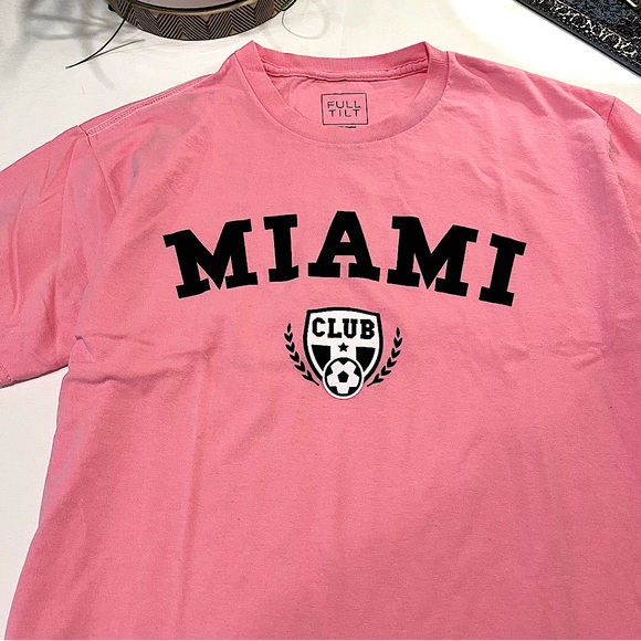 FULL TILT Miami Boyfriend Tee.
Multiple Sizes. NWT. - Picture 1 of 4